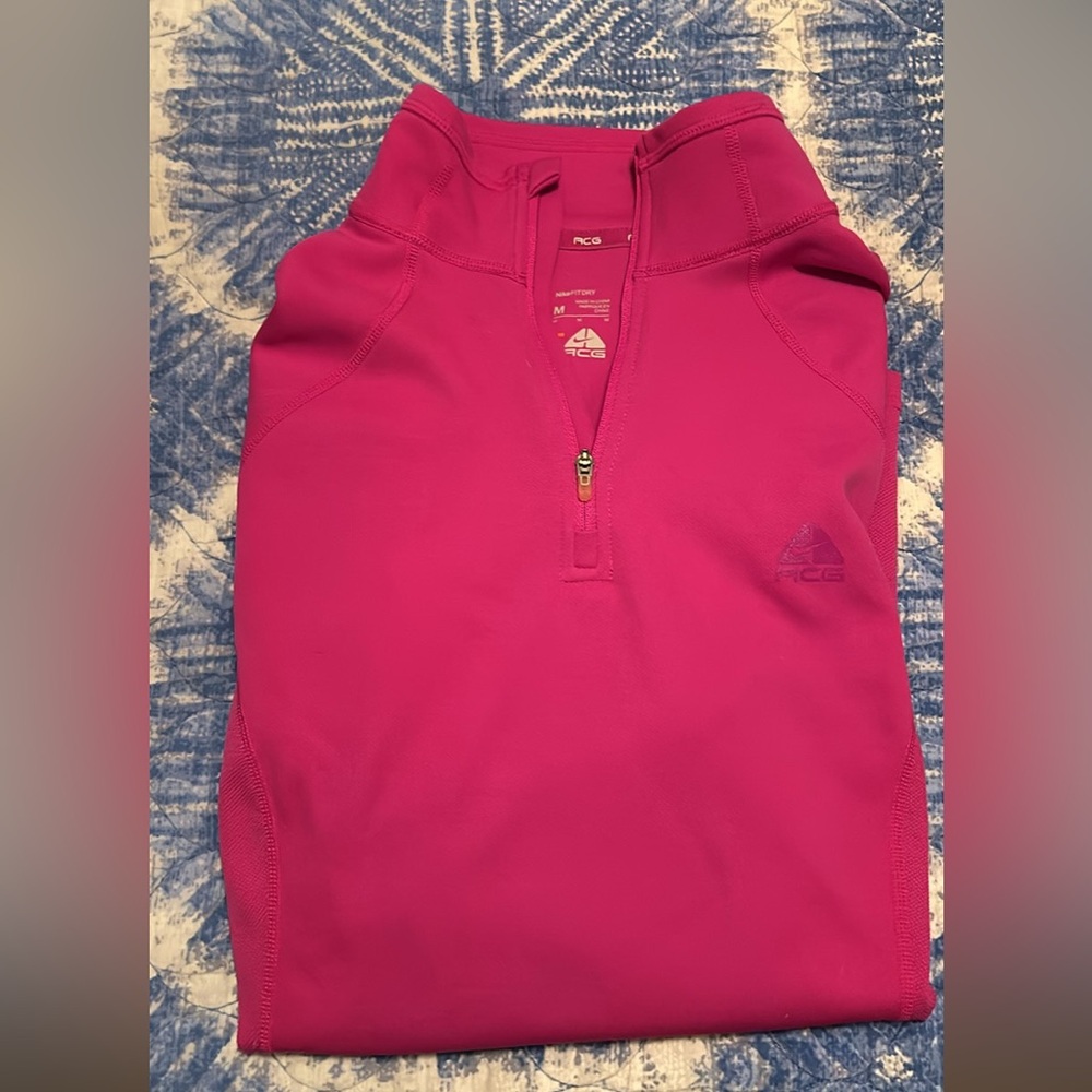 Women’s medium  Nike ACG quarter zip